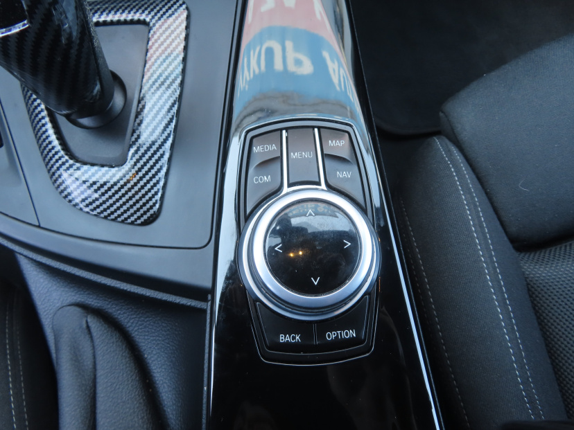 BMW 3, 2017