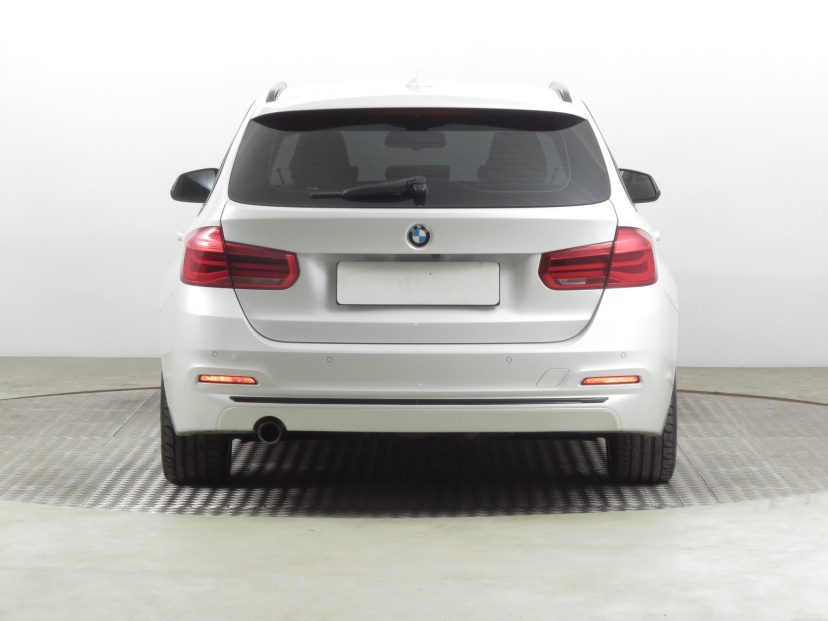 BMW 3, 2017