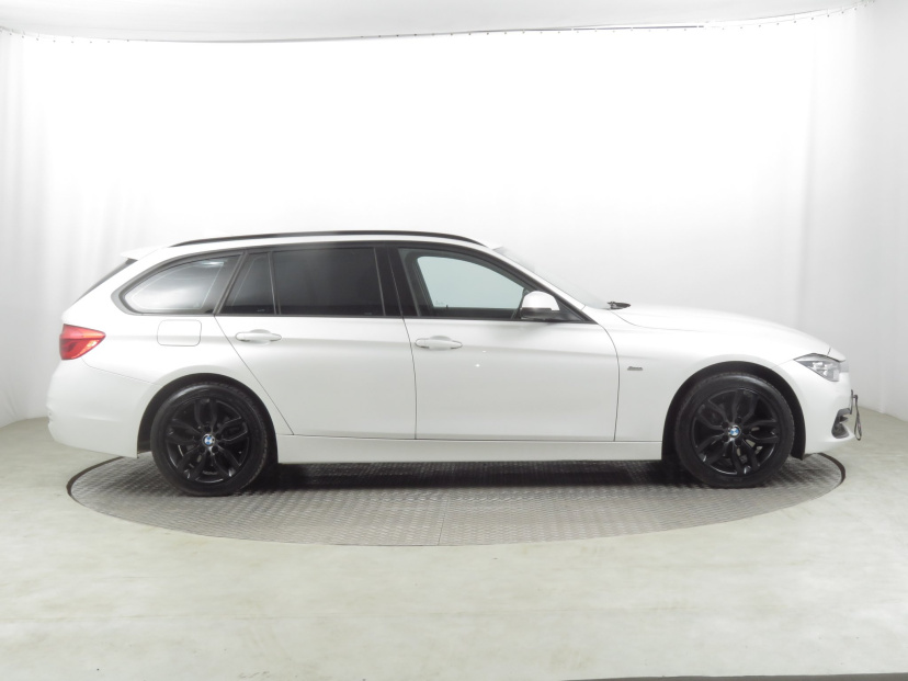 BMW 3, 2017