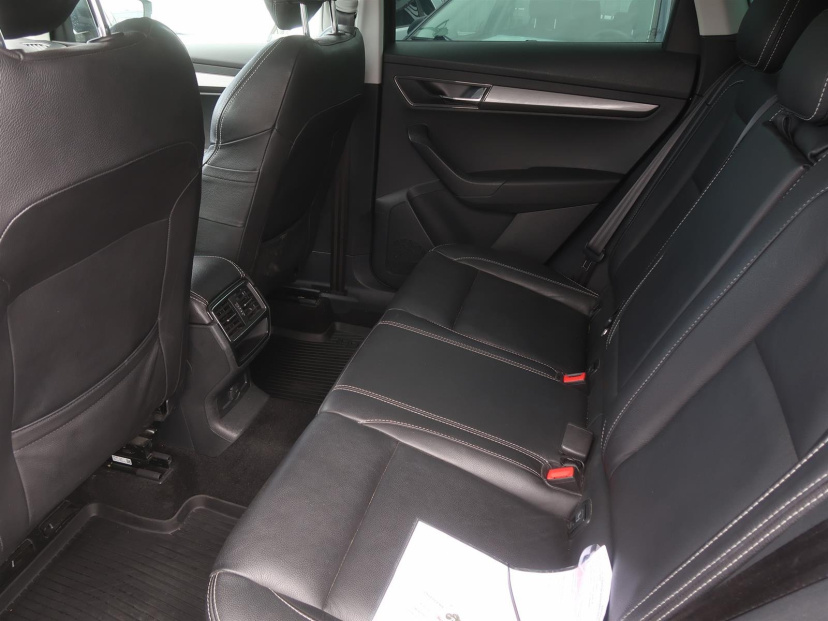 Škoda Karoq, 2019