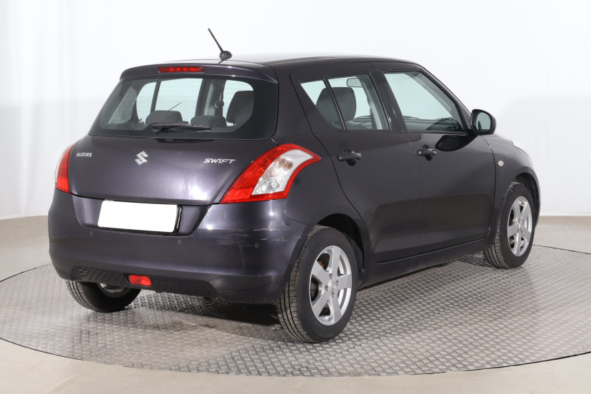 Suzuki Swift, 2015