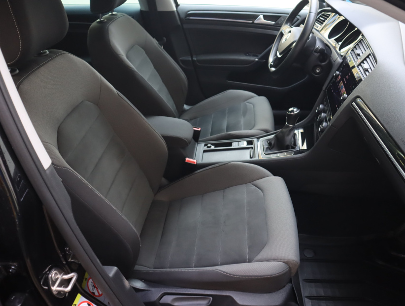 Volkswagen Golf, 2018