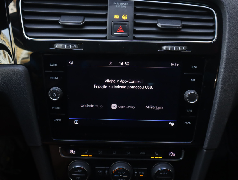 Volkswagen Golf, 2018
