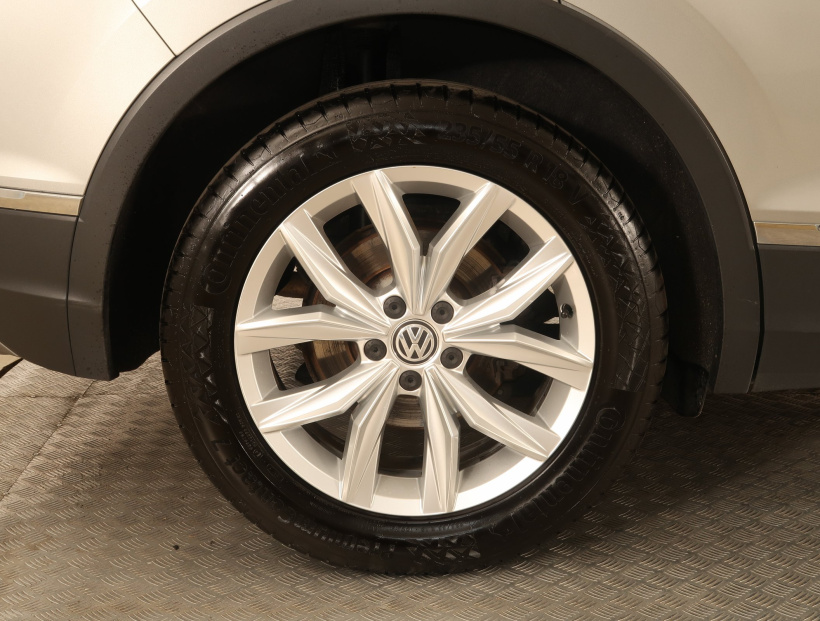 Volkswagen Tiguan, 2020
