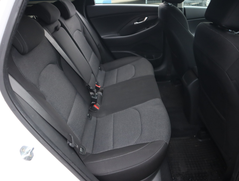 Hyundai i30, 2022