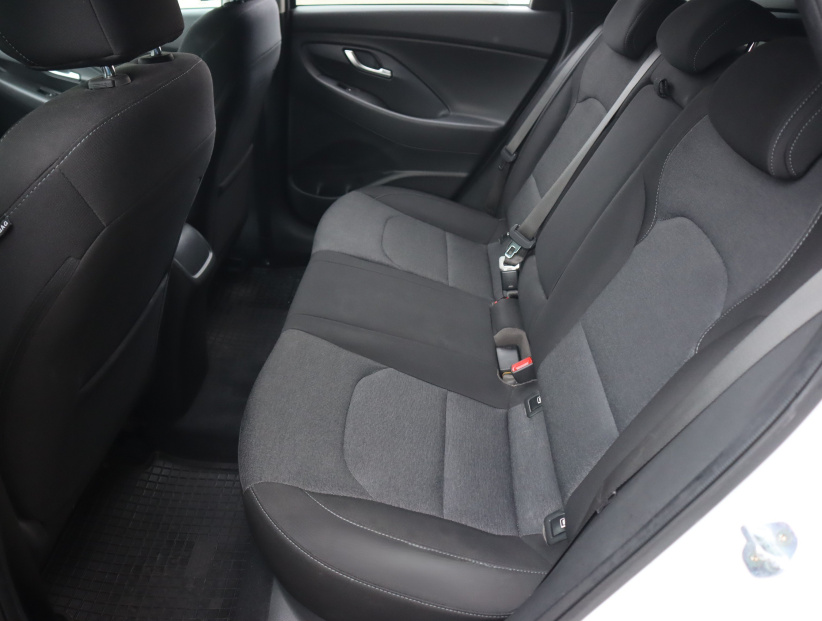 Hyundai i30, 2022