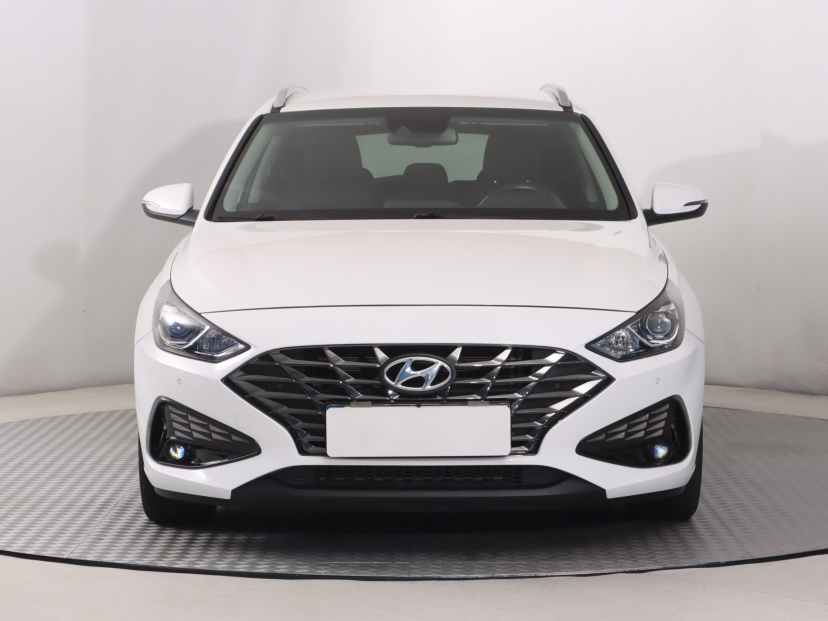 Hyundai i30, 2022