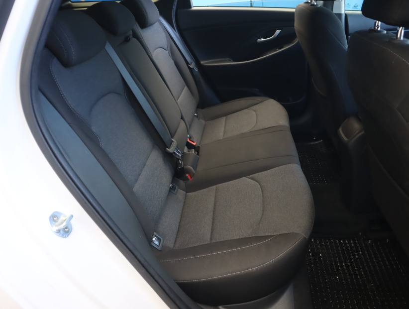 Hyundai i30, 2022