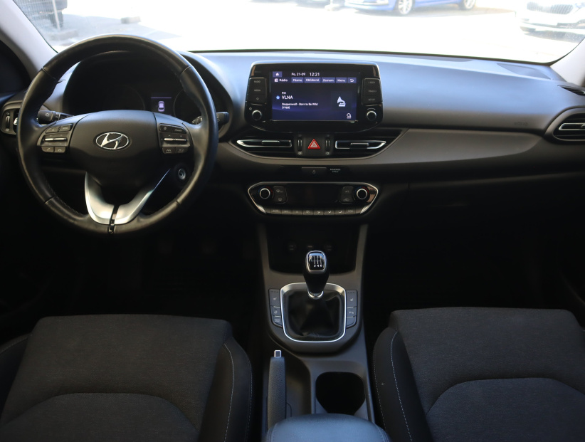 Hyundai i30, 2022