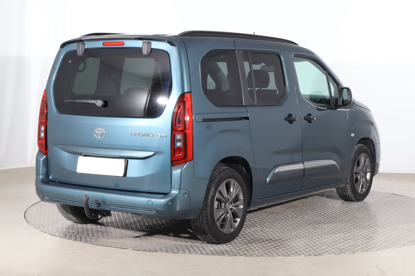 Toyota ProAce City Verso, 2025