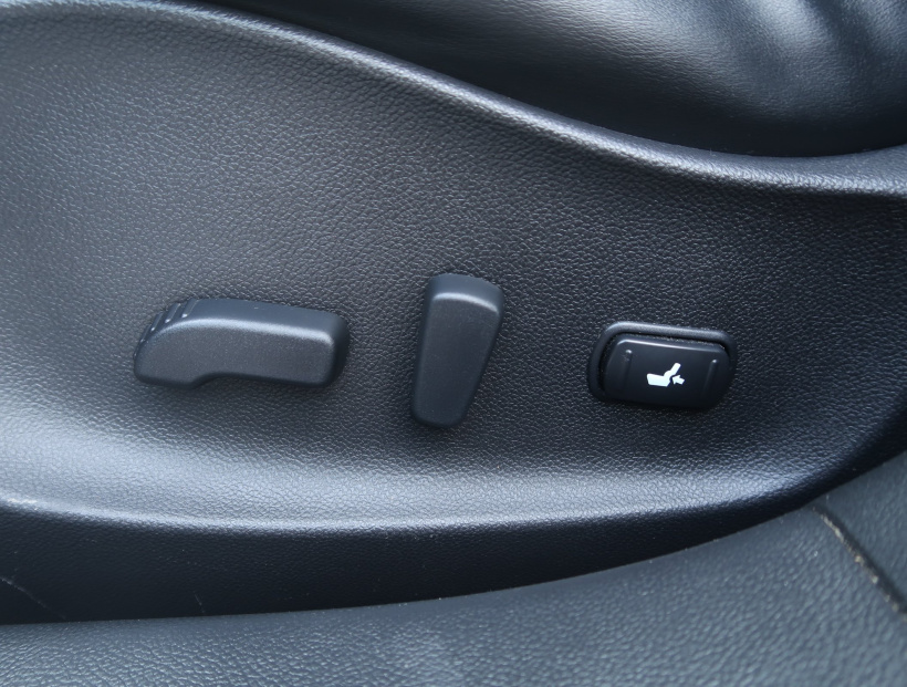 Infiniti QX70, 2015