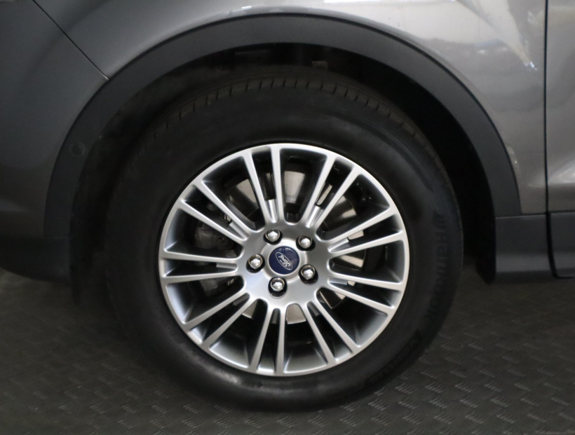 Ford Kuga, 2013