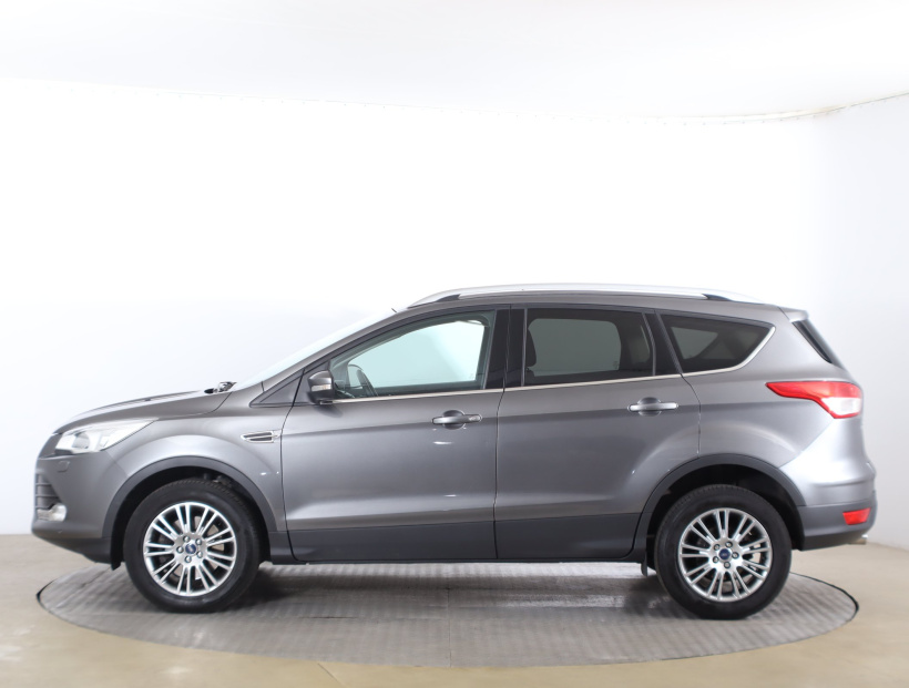 Ford Kuga, 2013