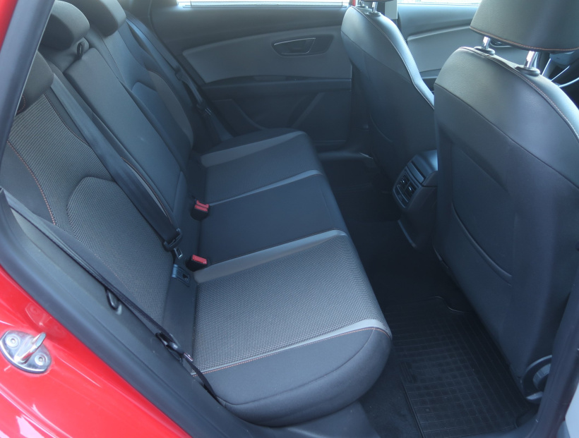 Seat Leon, 2015