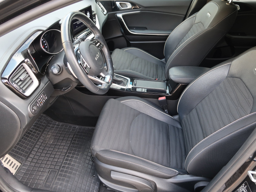 Kia ProCeed, 2022
