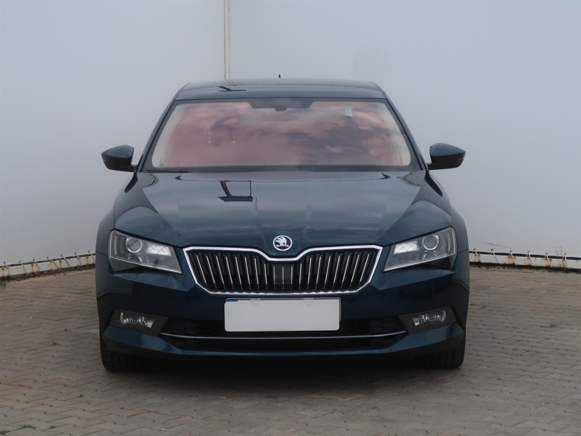 Škoda Superb, 2015