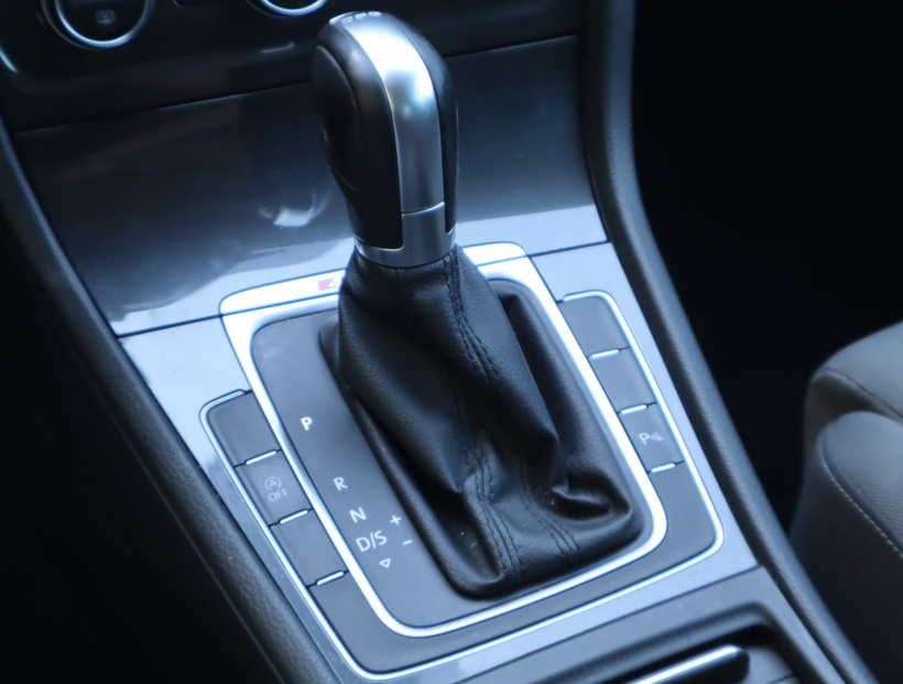 Volkswagen Golf, 2019