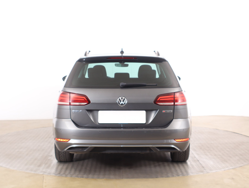 Volkswagen Golf, 2019