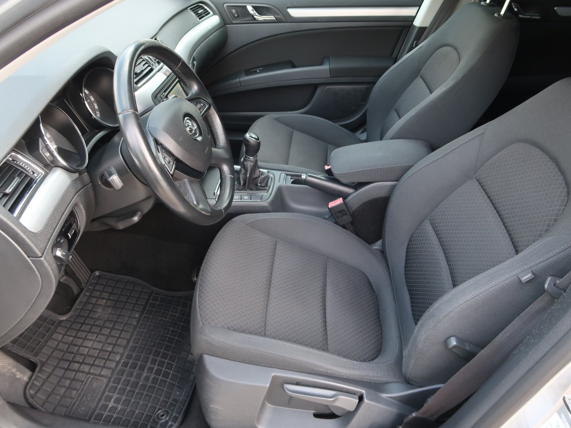 Škoda Superb, 2014