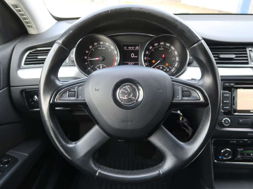Škoda Superb, 2014