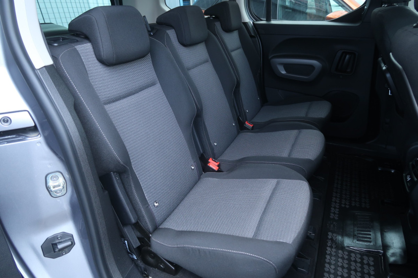 Toyota ProAce City Verso, 2025
