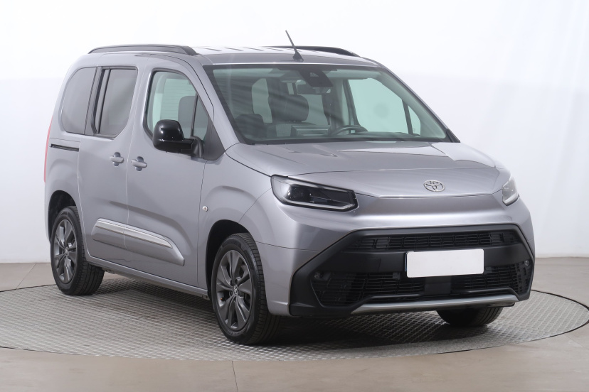 Toyota ProAce City Verso, 2025