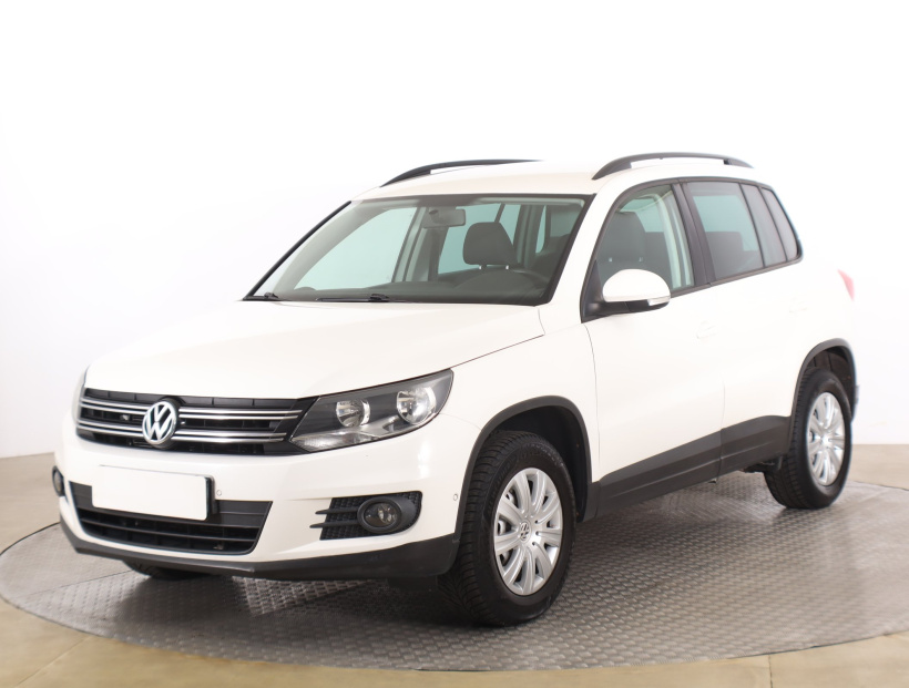 Volkswagen Tiguan, 2011