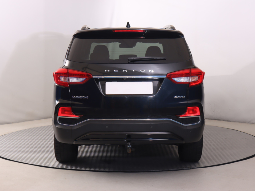 SsangYong Rexton, 2019