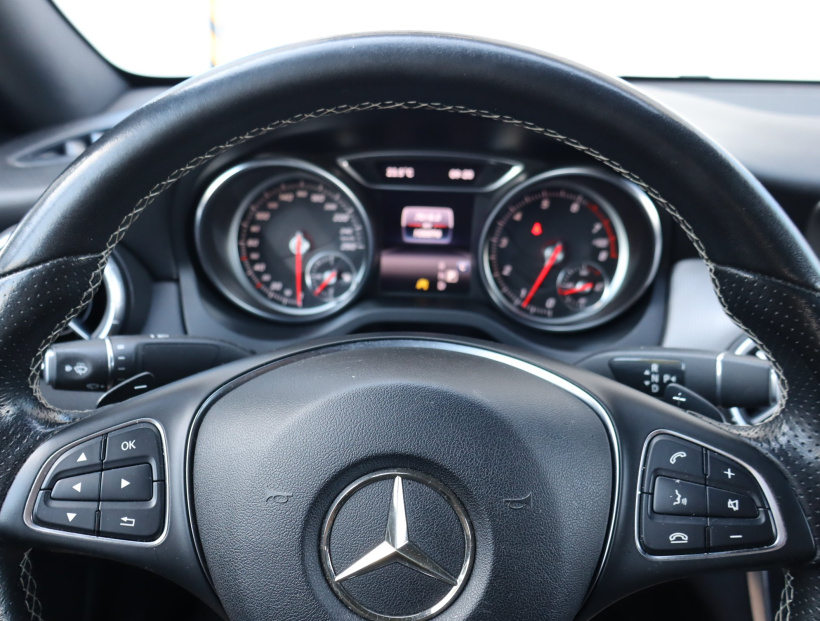 Mercedes-Benz CLA, 2018
