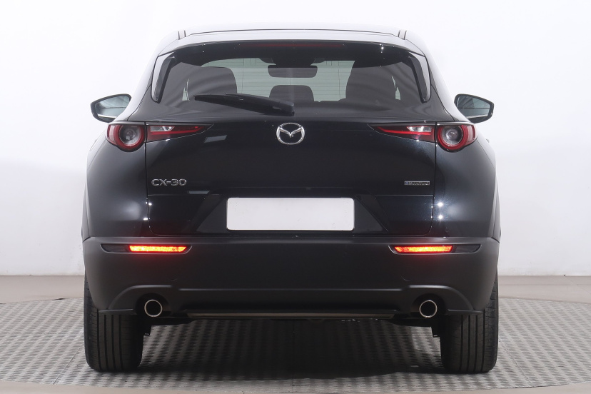 Mazda CX-30, 2025