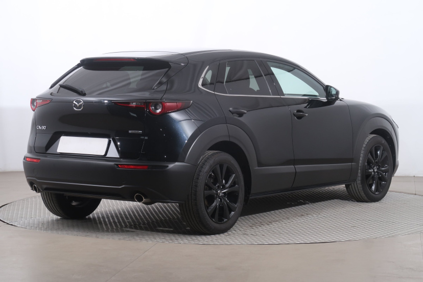 Mazda CX-30, 2025