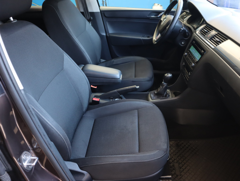 Škoda Rapid Spaceback, 2015