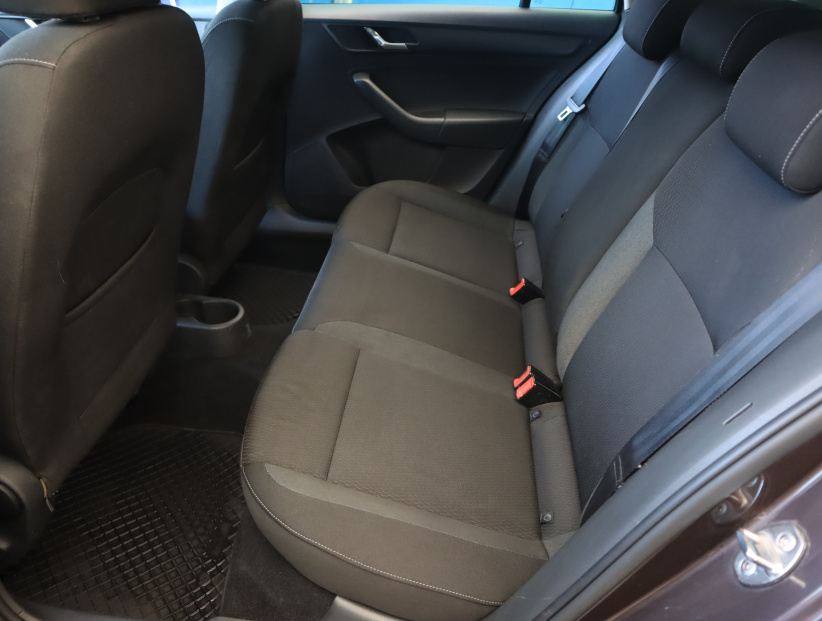 Škoda Rapid Spaceback, 2015