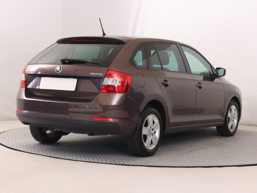 Škoda Rapid Spaceback, 2015