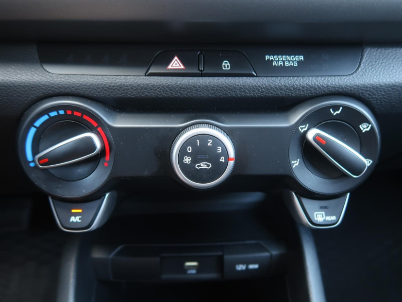 Kia Rio, 2022