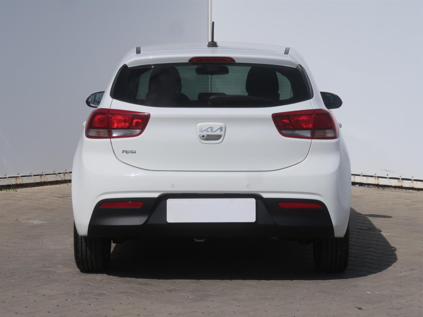 Kia Rio, 2022