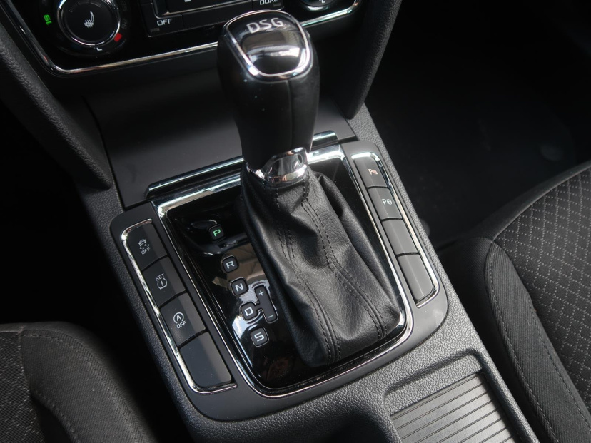 Škoda Superb, 2014