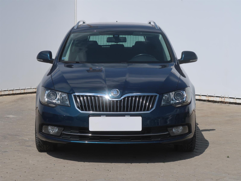 Škoda Superb, 2014