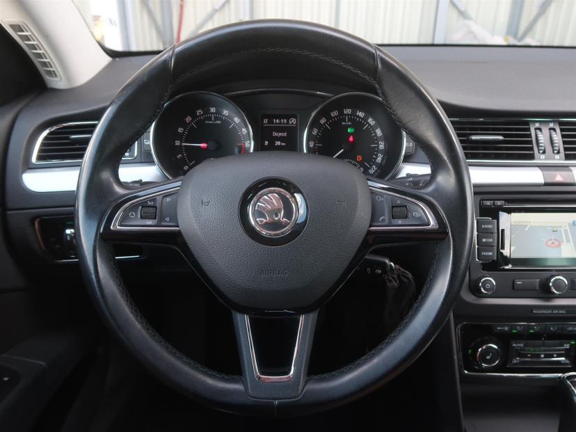 Škoda Superb, 2014