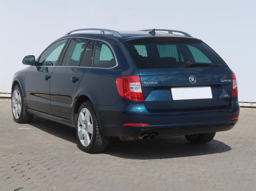 Škoda Superb, 2014