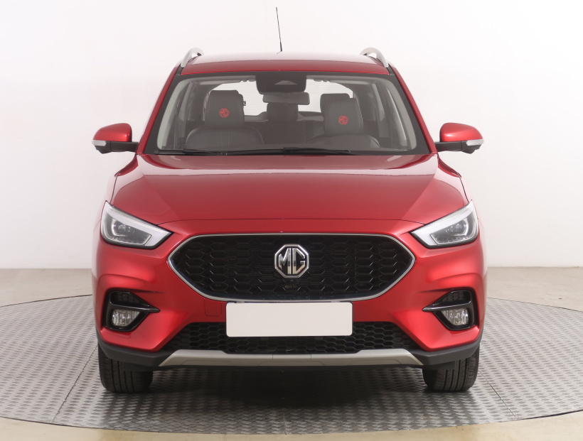 MG ZS SUV, 2025