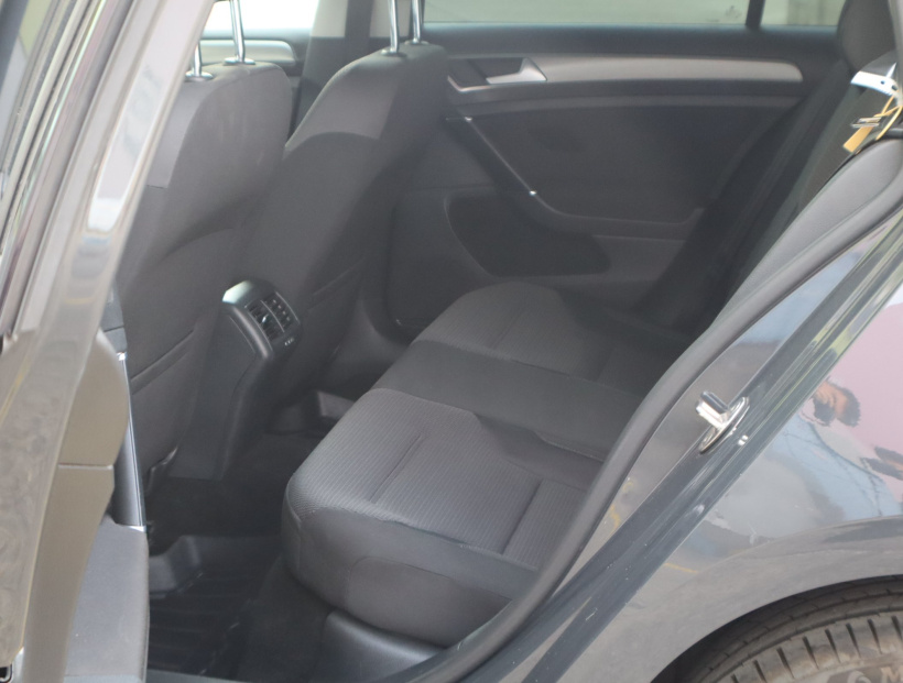 Volkswagen Golf, 2016
