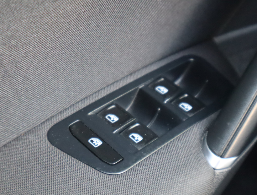 Volkswagen Golf, 2016