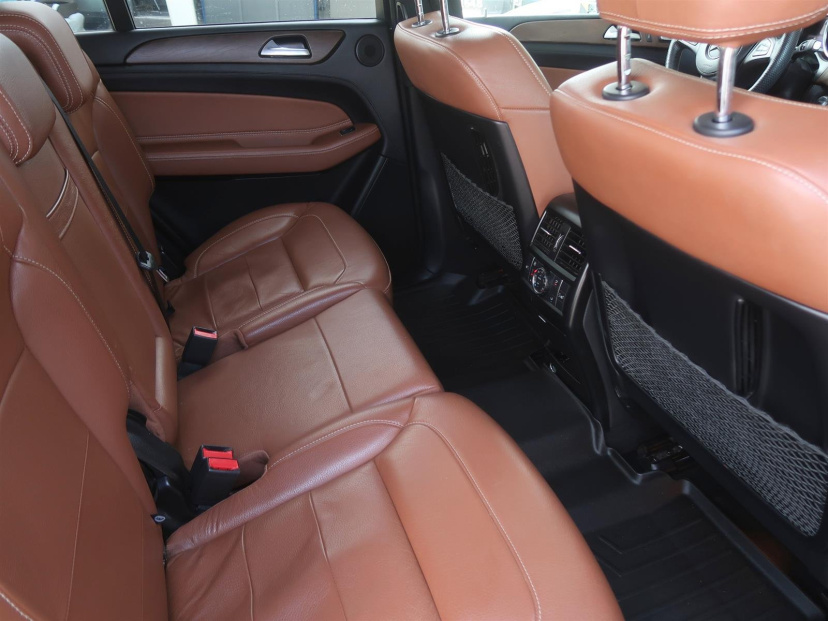 Mercedes-Benz GLS, 2016