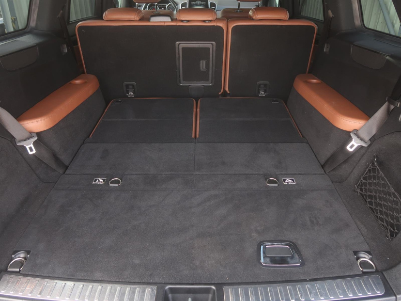 Mercedes-Benz GLS, 2016