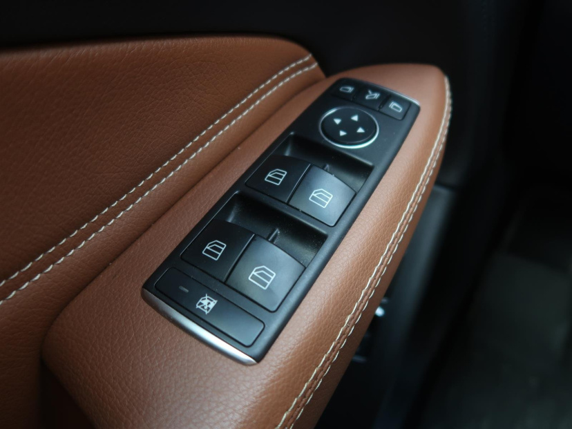 Mercedes-Benz GLS, 2016