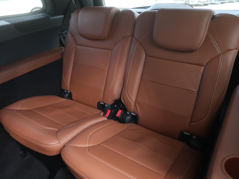 Mercedes-Benz GLS, 2016