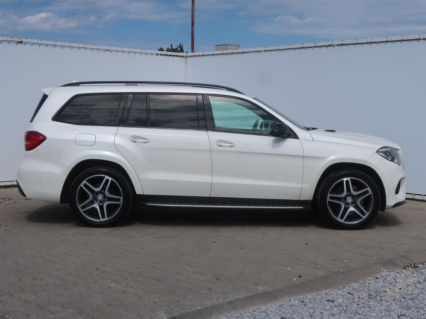 Mercedes-Benz GLS, 2016