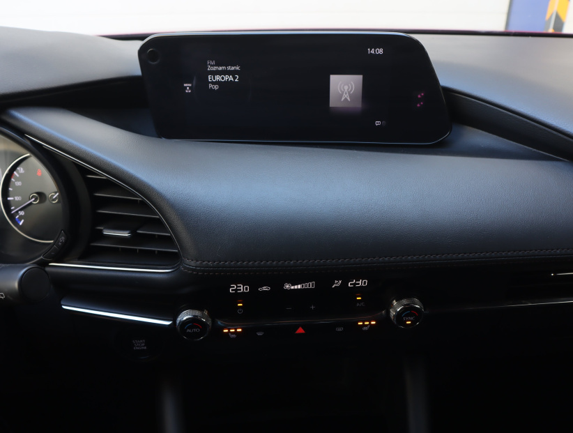 Mazda 3, 2021