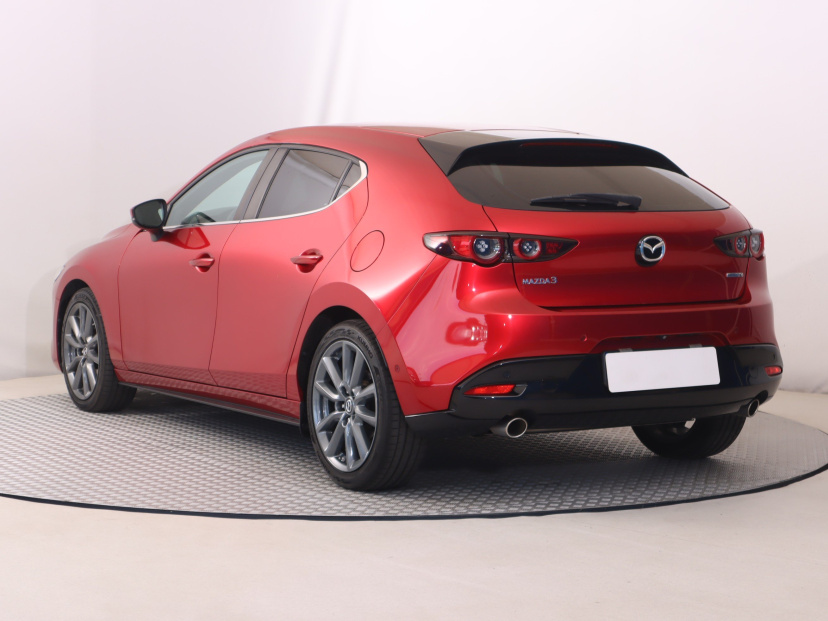 Mazda 3, 2021